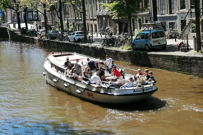 Amsterdam The Bulldog Boat Smoke Friendly Cruise + 2 drinks - Practical tips so your cruise feels smooth
