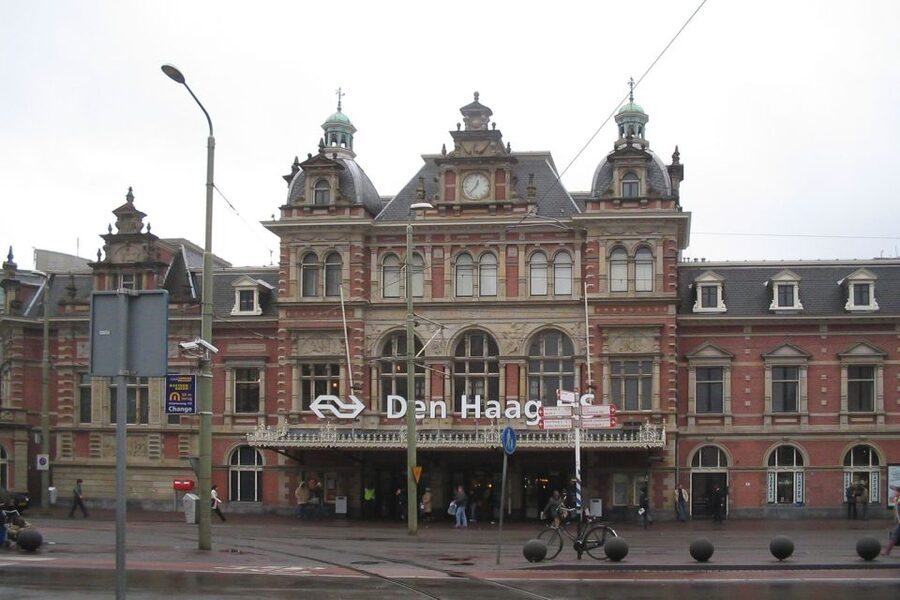 Amsterdam: The Hague, Delft and Rotterdam Private Day Tour - The Hague in one pass: Binnenhof, City Hall, and the New Church