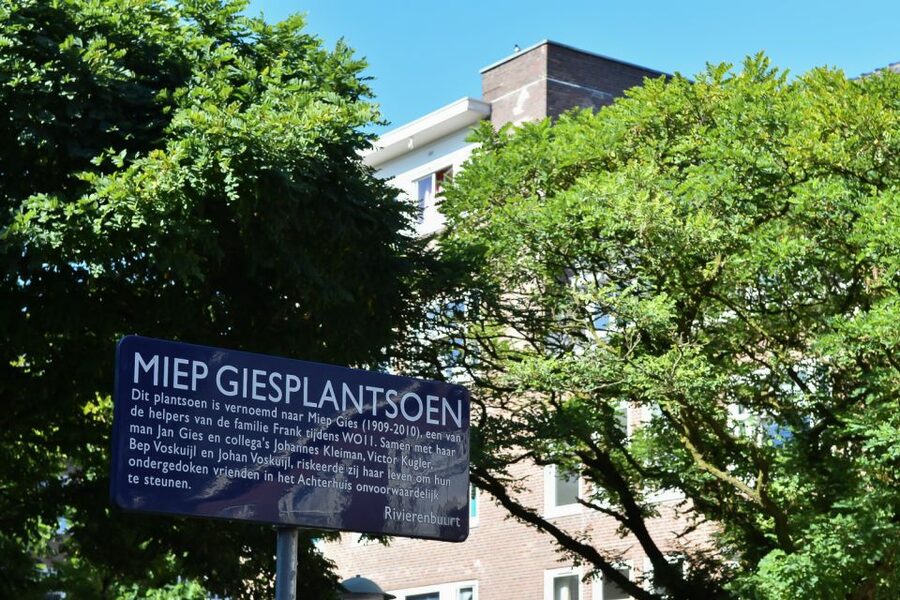 Amsterdam: The Life of Anne Frank Walking Tour - Amsterdam South context: 1920s to 1930s planning you can see