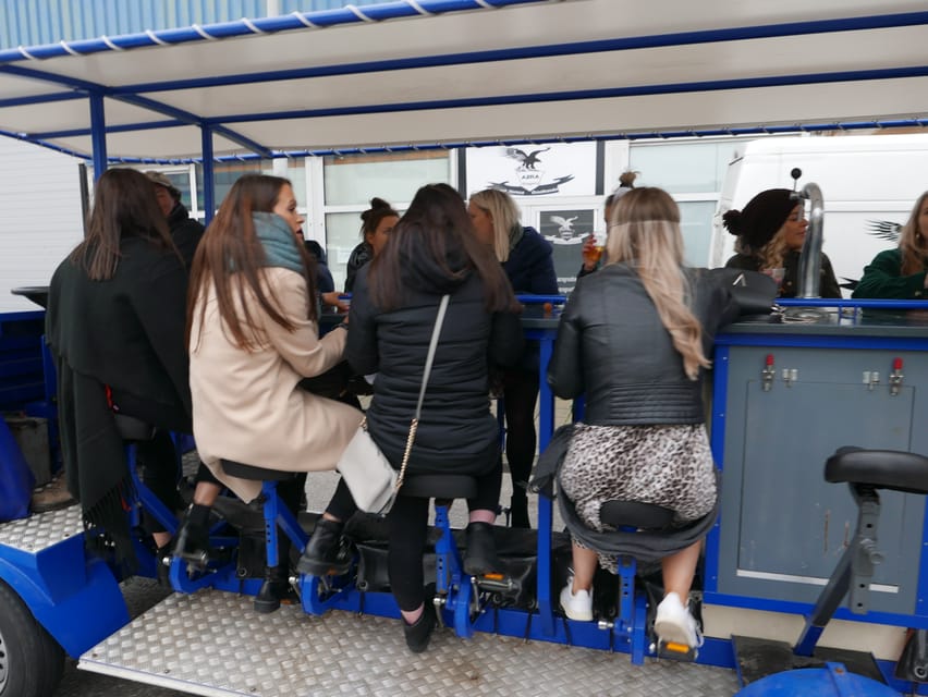 Amsterdam: The Original BUBBLES & BIKE Private Prosecco Tour - Ride Style: Pedal As Much As You Want