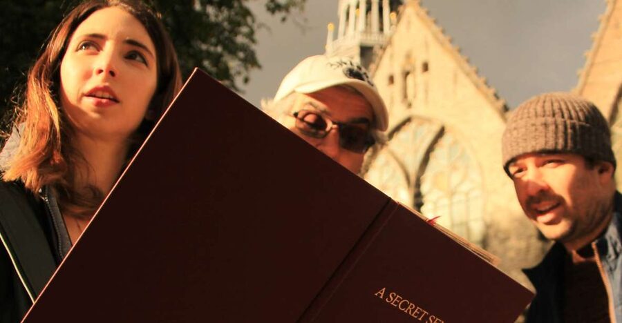 Amsterdam: Treasure Hunt Walking Tour "A Secret Sender" - Meeting at Mystery City Games and grabbing your game kit