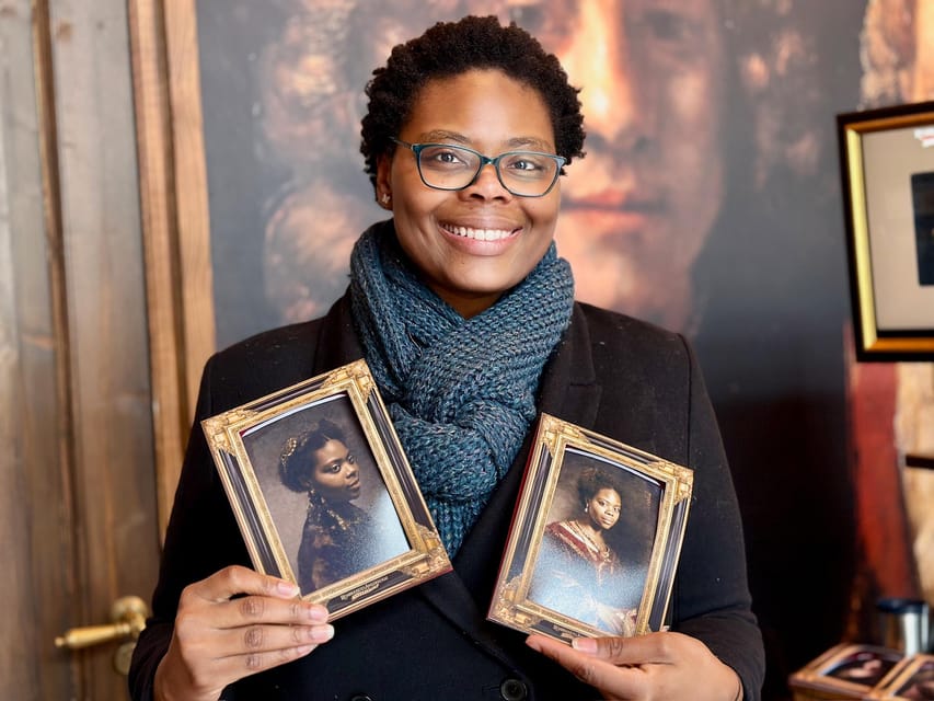Amsterdam: Van Gogh or Rembrandt AI Portrait Photo Souvenir - What the Framed Keepsake Is Like, and How to Save It