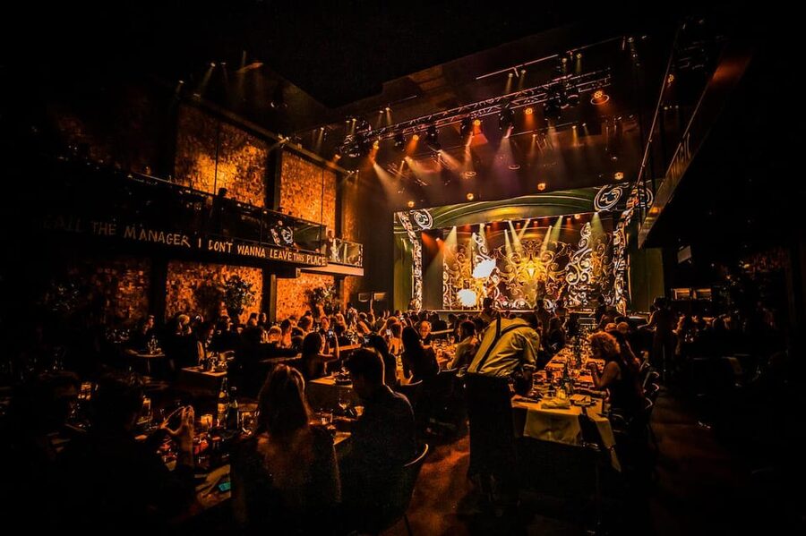 Amsterdam: VEGAS Dinner Show with 3-Course Sharing Menu - FAQ