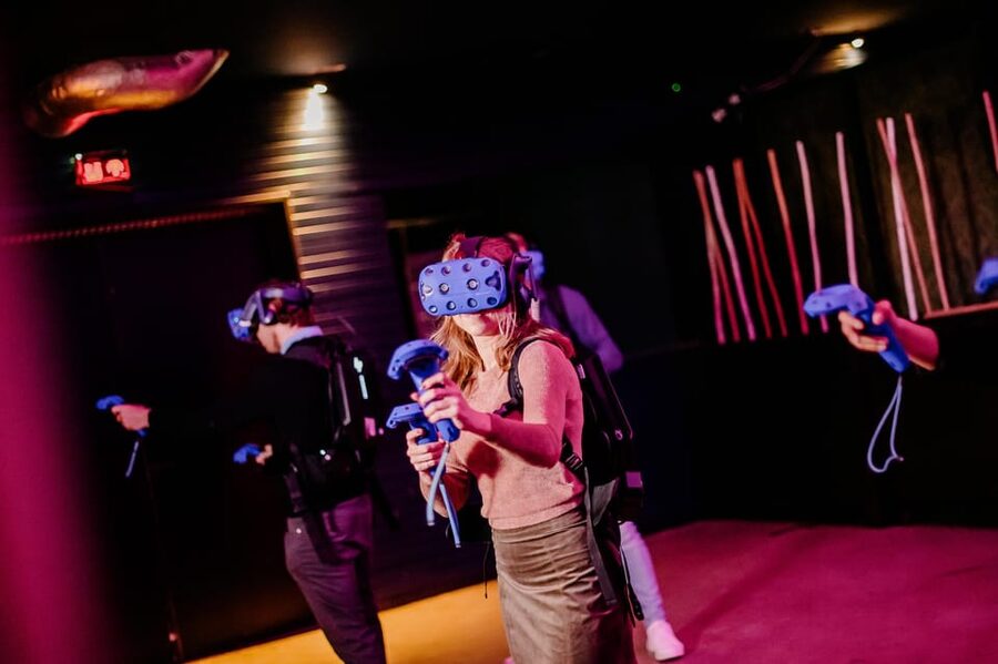 Amsterdam: VR Game Park Free-Roaming Experience - Practical tips so your session goes smoothly (and feels fun)