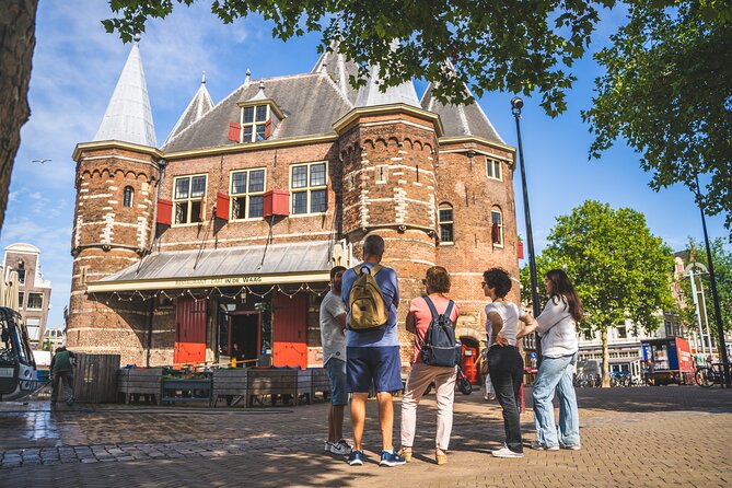 Amsterdam Walking Tour and Cruise with Drinks and Cheese Tasting - Begijnhof gardens by Spui Square: a quiet pocket away from the street noise