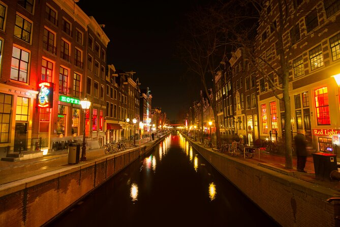 Amsterdam Walking Tour: Explore the Red Light District - Key highlights to look for