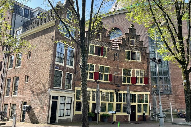 Amsterdam Walking Tour: Explore the Red Light District - The one hitch to keep in mind