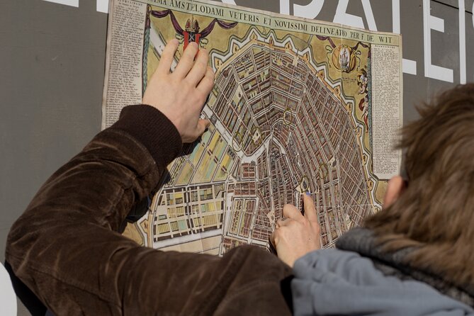Amsterdam Walking Tour: Urban Legends & History with local guide - Quick hits: what makes this walking tour work