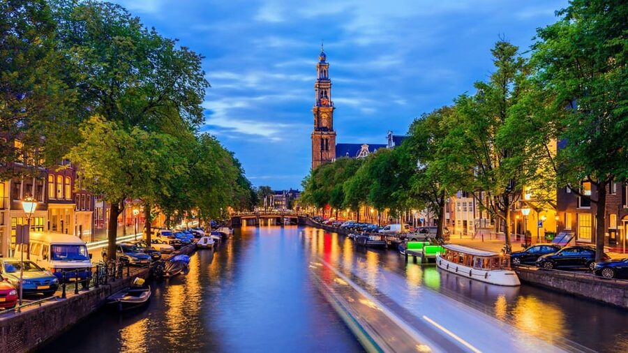 Amsterdam Walking Tour with a Local - Price and value: what $49 per person really buys