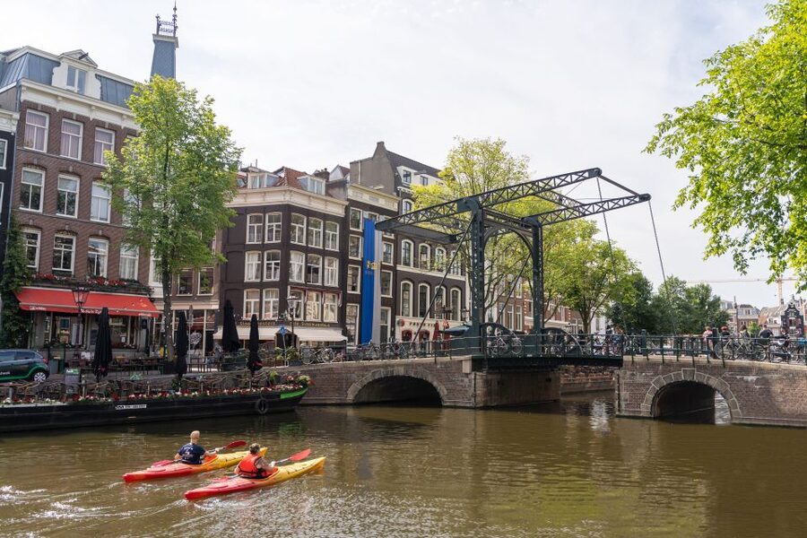 Amsterdam: Walking Tour with Dutch Pancake Lunch - Price and Time: Does $49 Make Sense?