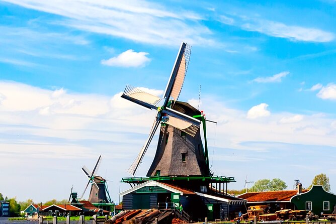 Amsterdam: Windmills, Cheese and Volendam Tour with Video Guide - Key things to know before you go