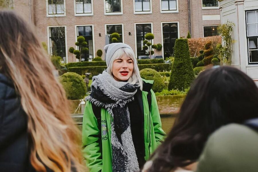 Amsterdam: Windmills, Edam, Volendam and Marken Private Tour - Edam’s cobblestones plus a cheese tasting that actually teaches