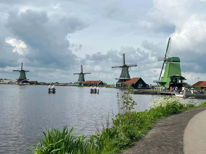 Amsterdam: Zaanse Schans and Giethoorn Guided Combo Tour - Small Details That Make a Big Difference on Tour Days