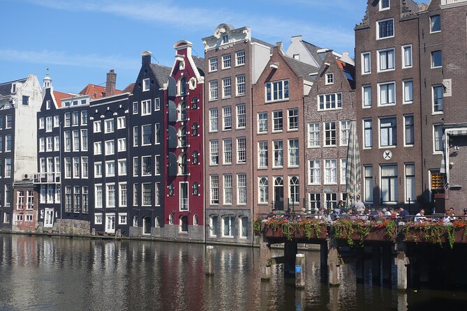 Anne Frank and Amsterdam Jewish History Walking Tour - Stop 1: Dam Square Memorial for WWII Remembrance