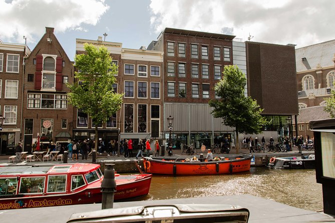 Anne Frank and Jewish Culture Private Walking Tour in Amsterdam - De Plantage and the Dutch Resistance Museum stop that widens the WWII lens