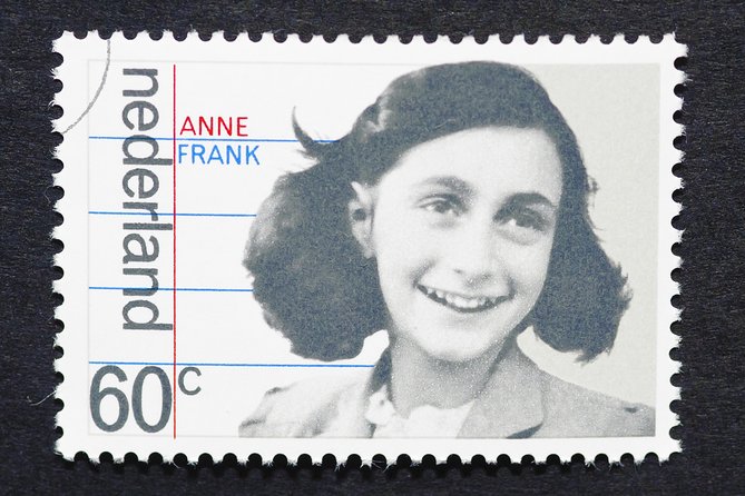 Anne Frank Walking Tour Amsterdam Including Jewish Cultural Quarter - Small-group quality, what the guide experience can feel like