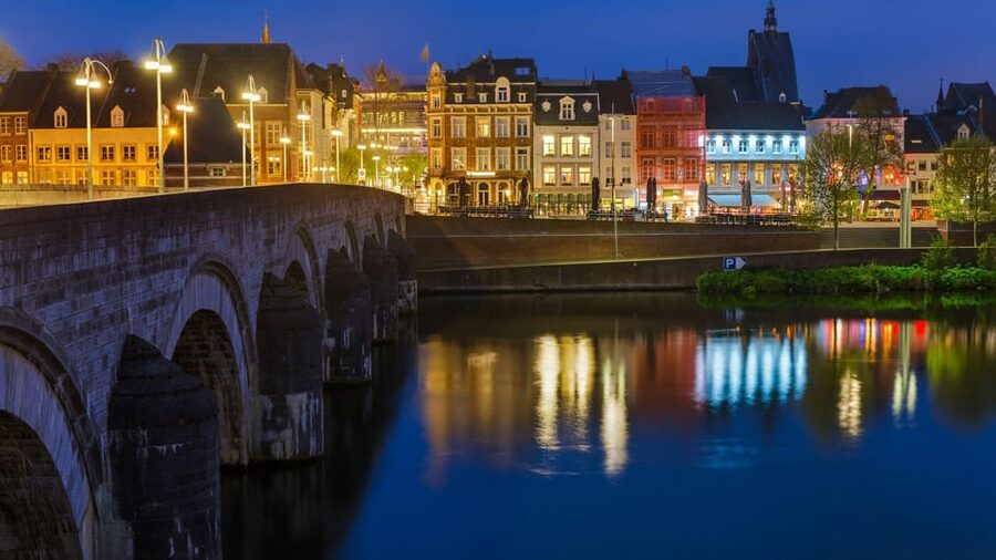 Best of Maastricht: Private Walking Tour with a Local - Old town wandering, cobbles, squares, and time to notice details