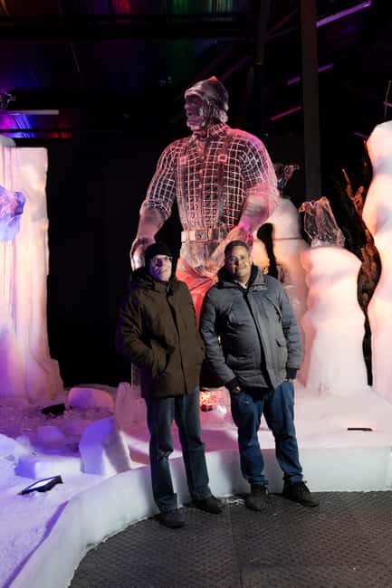 Biddinghuizen: Dutch Ice Sculpture Festival Entry Ticket - The movie theme: a film set carved in snow and ice