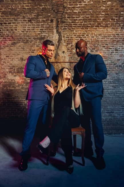 Bonton Rotterdam: Exclusive Male Dance Show Ticket - The crowd vibe: bachelorettes, birthdays, and date nights