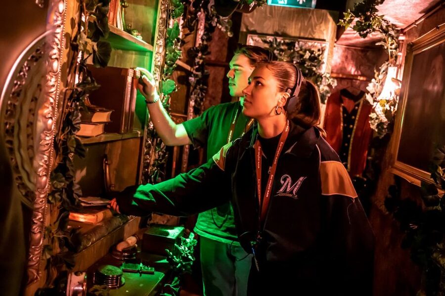 Breda: Holy Moly Trip Entry Ticket - Holy Moly Theatre, Breda’s Story Machine
