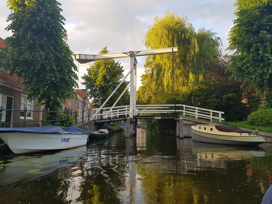 Broek in Waterland: Kayak Rental Close to Amsterdam - Waterland canals and villages: what you will see in a calm loop