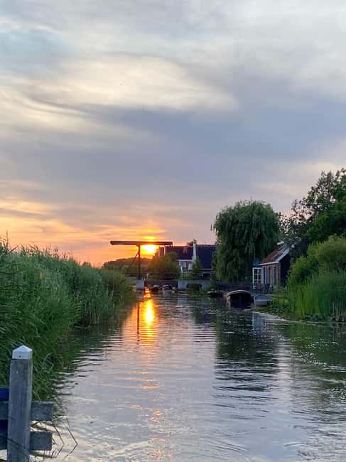 Broek in Waterland: Kayak Rental Close to Amsterdam - Parking and access: why this is easier than it sounds