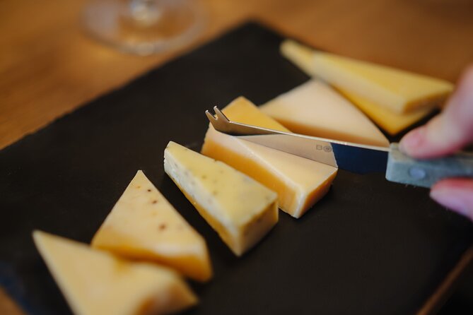 Cheese and Wine tasting in Amsterdam - Included Items and What They Mean for Your Experience