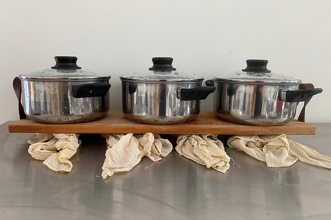 Cheese making workshop next to De Hallen, heart of Amsterdam - Taking your cheeses and tools home (and keeping them good)