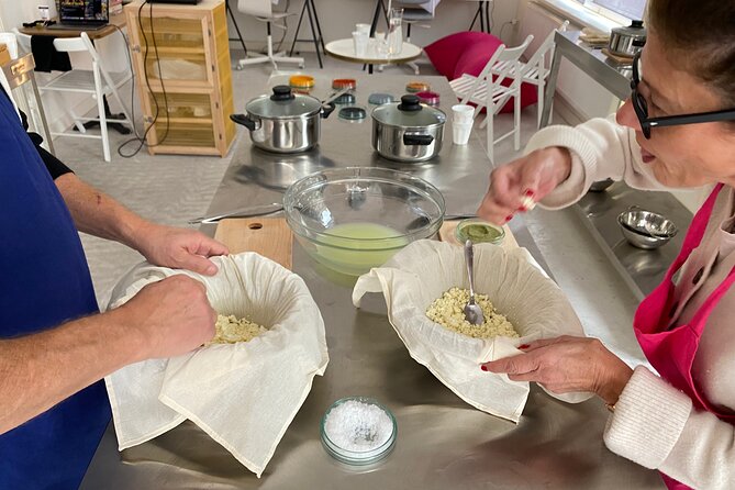 Cheese making workshop next to De Hallen, heart of Amsterdam - Herbs, colors, and your flavor experiments