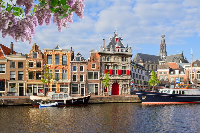 Cultural and Historical Audio guided walking tour Tour of Haarlem - Where it starts, where you end, and how that helps your day