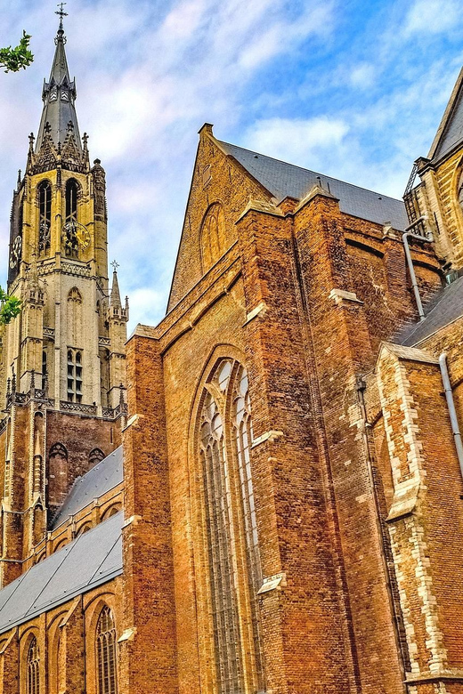 Delft: City Center Walking Tour - City Hall and the meathouse, where daily life meets power