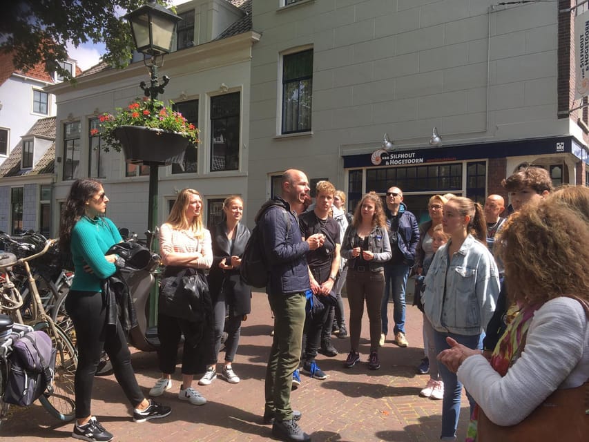 Delft: City Center Walking Tour - 1.5 hours, start at Nieuwe Kerk, and stay in the center