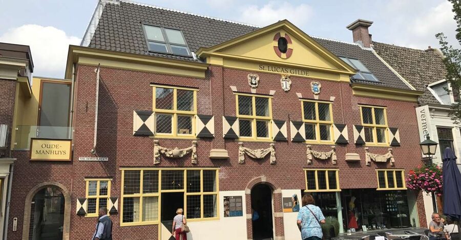 Delft: Vermeer Centrum Delft Museum Entry Ticket - Arriving in the Former Guild Building and Getting Oriented Fast