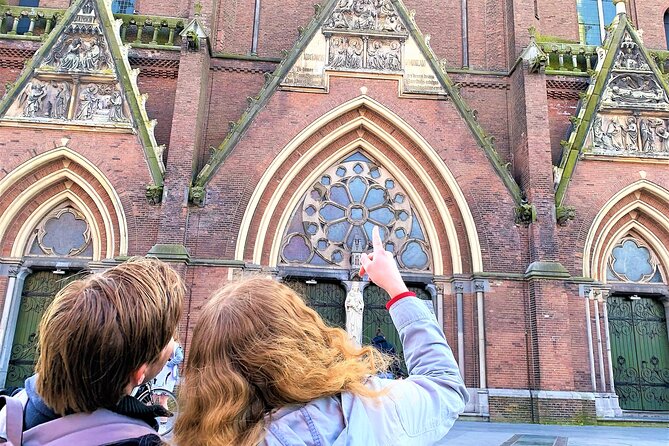 Discover Amsterdam's city center in this Outside Escape game tour - Step-by-step route: Zuiderkerk to Dam Square on foot