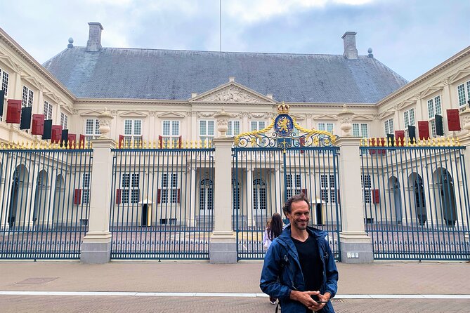 Discover The Hague with a self-guided Outside Escape city tour - How a self-guided escape game feels in The Hague