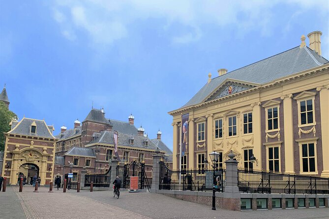 Discover The Hague with a self-guided Outside Escape city tour - Getting to Plein 2, and avoiding clue-finding problems
