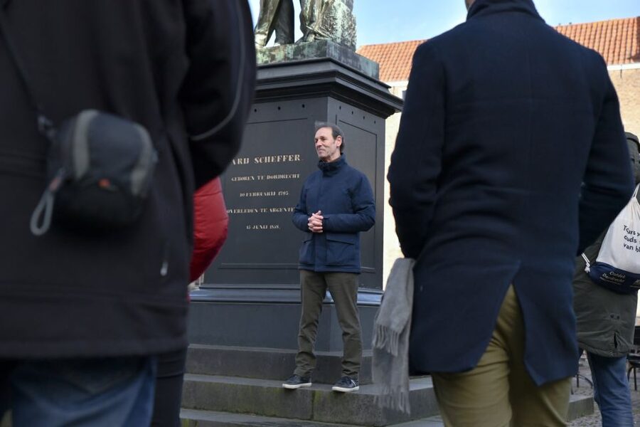 Dordrecht: Dark History Tour - Witches, disappearances, and punishment across time