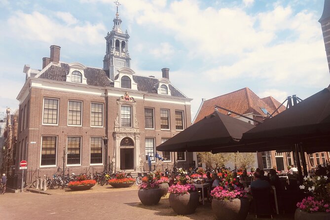 Dreamy Dutch Villages Tour: Giethoorn, Zaanse Schans & More - Durgerdam on the IJ Lake: A Charming Break From the Busier Stops