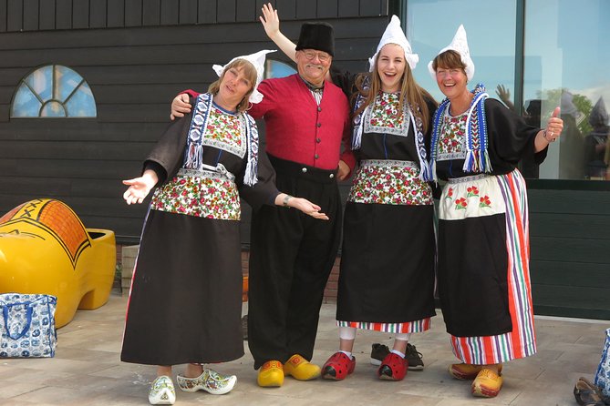 Dutch Experience in Volendam with Traditional Outfits - Key moments that make this tour worth your time