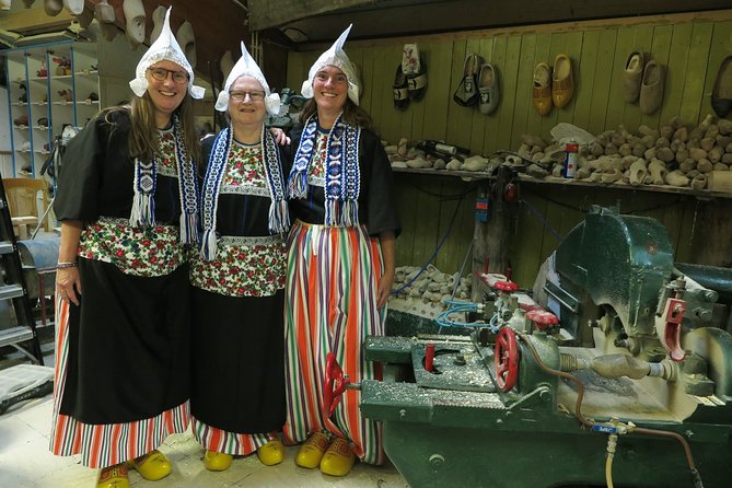 Dutch Experience in Volendam with Traditional Outfits - Timing and where it fits when you are basing in Amsterdam