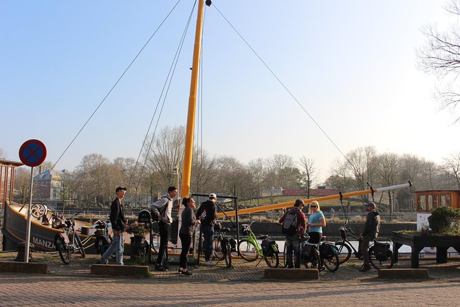 E-Bike Tour, Amsterdam's Highlights and Hidden Gems - E-bike comfort and real bike traffic: how guides keep it fun