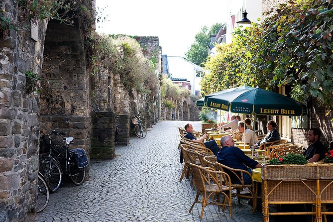 e-Scavenger hunt Maastricht: Explore the city at your own pace - Who should book this Maastricht e-Scavenger hunt