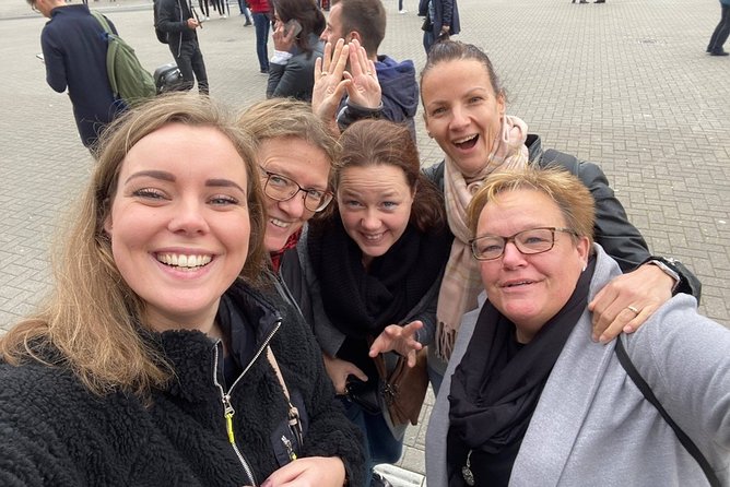 e-Scavenger hunt Middelburg: Explore the city at your own pace - Stop-by-stop: from Abdijtoren De Lange Jan to the Zeeuws Museum area
