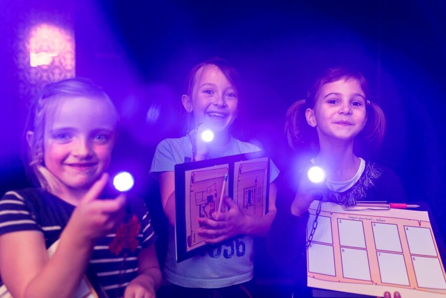 Eindhoven: Philips Museum Entry Ticket - Electric light to radio, TV, and the digital age