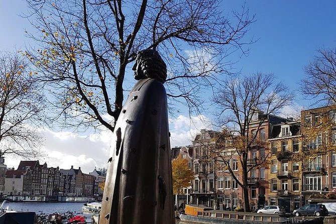 Elisabeth's Tailor made tours and services in Amsterdam and the Netherlands. - Vondelpark Gardens, Plants, Ornaments, and Statues
