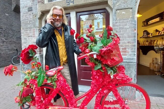 Explore Amsterdam canals on iconic Flower Bikes - Negen Straatjes, the 9 Little Streets for shopping and cafes