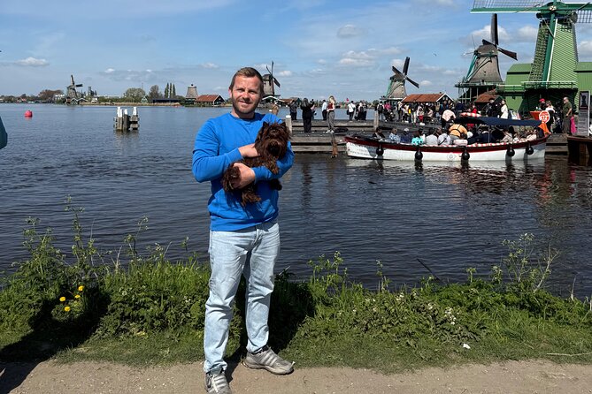 Explore Amsterdam in 75 Minutes – Pedicab Rickshaw City tour - Your 75-minute route: De Wallen, Dam Square, Museumplein, Magere Brug