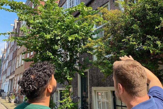 Explore hidden streets with friends - Private Tour - Jordaan Hidden Streets and Courtyard Energy