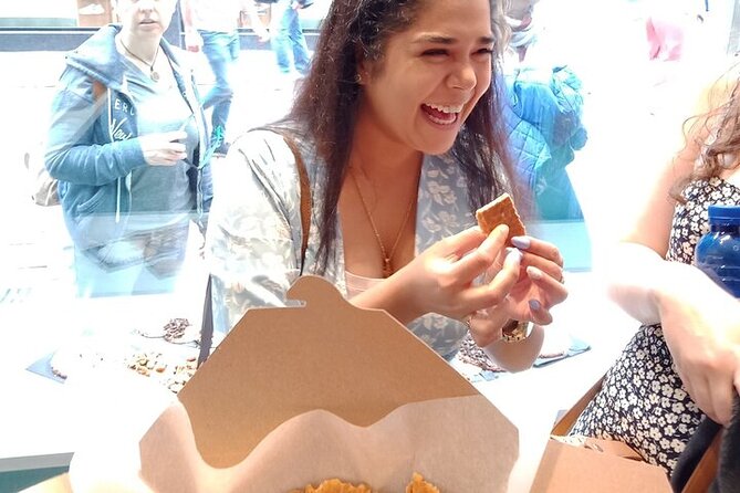 Food Tour Amsterdam | Taste The Best of Dutch Flavors - Key Things That Make This Tour Worth Your Time