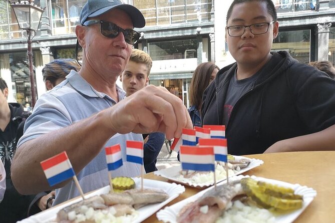 Food Tour Amsterdam | Taste The Best of Dutch Flavors - Hans Egstorf for Stroopwafel: The Fresh-Cookie Rule